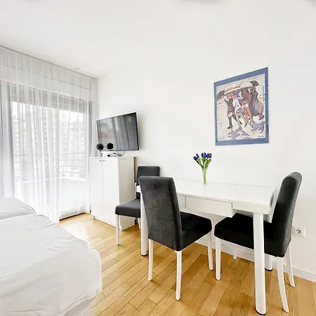 Lägenhet S'akvarel 6 - New & Modern Studio