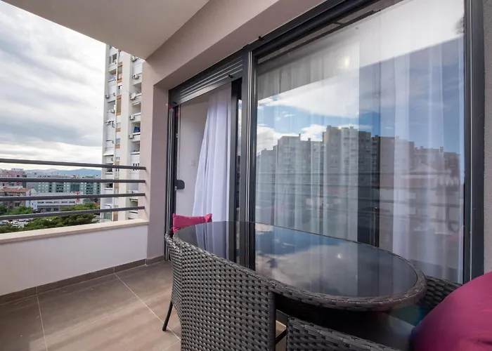 S'akvarel 6 - New & Modern Apartment *