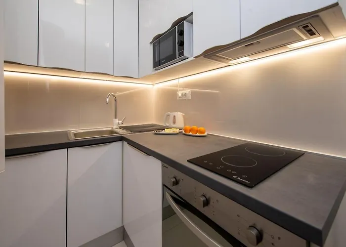 S'akvarel 6 - New & Modern *